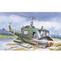 UH-1C Gunship ITALERI 050