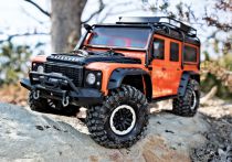 CARROSSERIE LAND ROVER DEFENDER ADVENTURE ORANGE PEINTE ET DECOREE - TRAXXAS TRX8011A