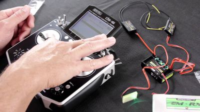 Configuration radio (�metteur) avec votre mod�le