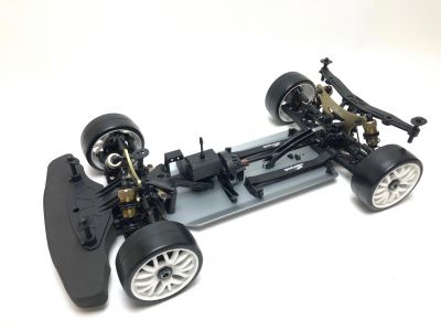SERPENT 811 GT LWB BRUSHLESS 1/8 RACE ROLLER - �DITION LIMIT�E